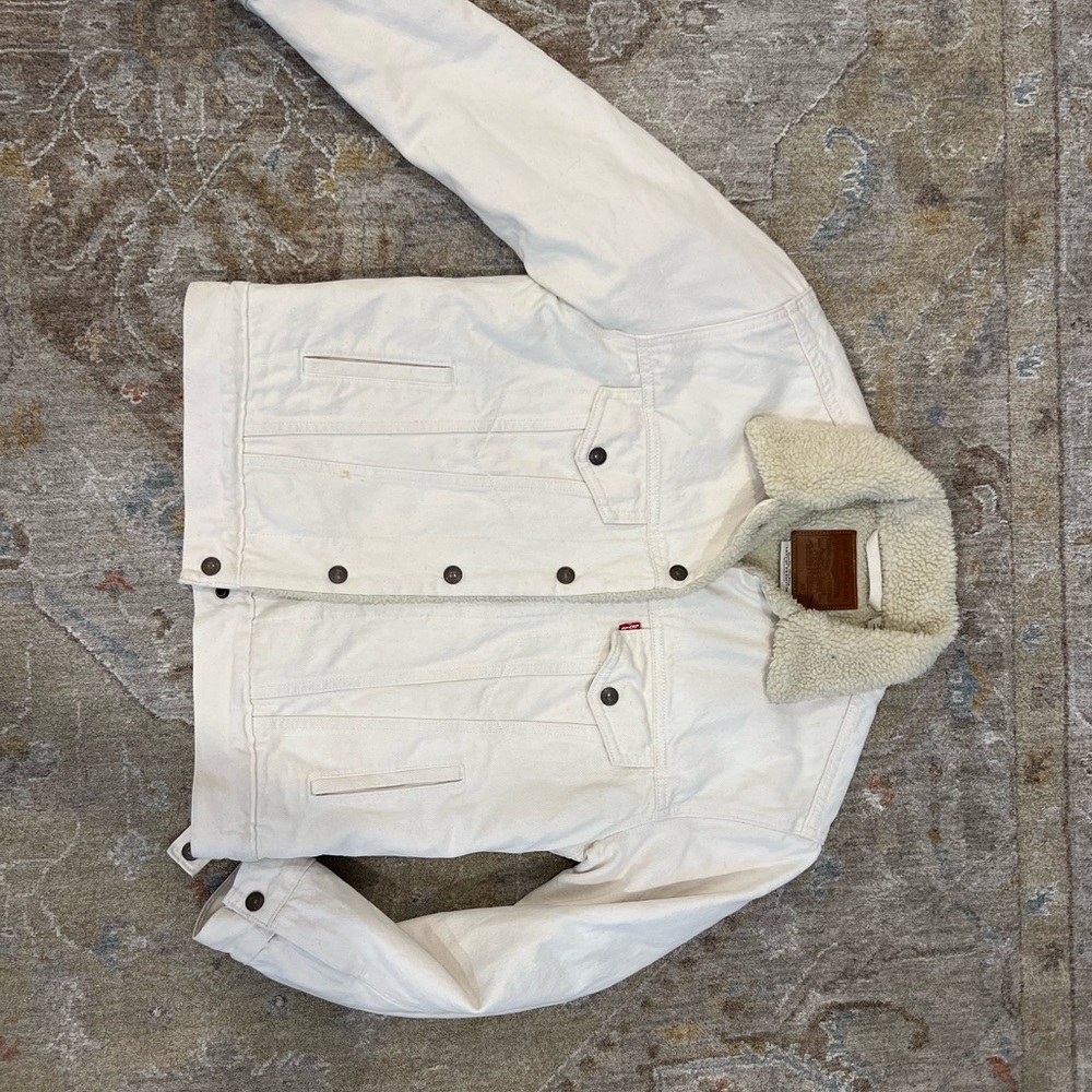 Women’s Levi's Cream Sherpa-Lined Jacket